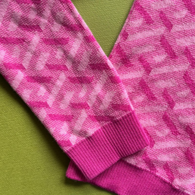 38號 ::Versace:: 凡賽斯 粉色針織兔子刺繡限定款鈕扣上衣 小外套-13