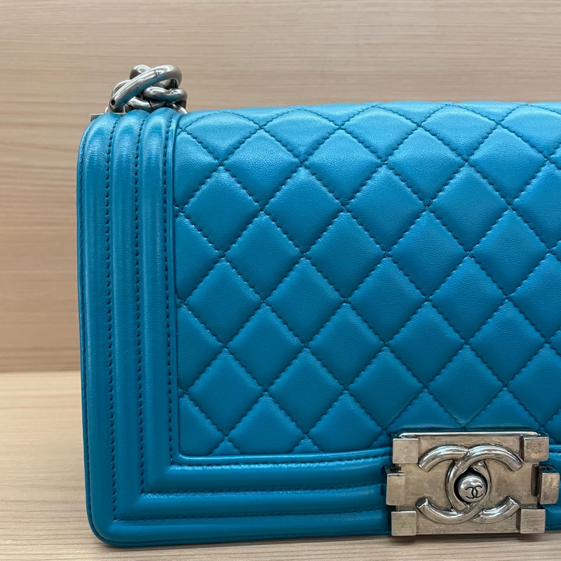 Chanel 香奈兒 Leboy链条包，藍色中號 经典菱格纹 19開 尺寸底長25*高14*寬8* 無附件-4