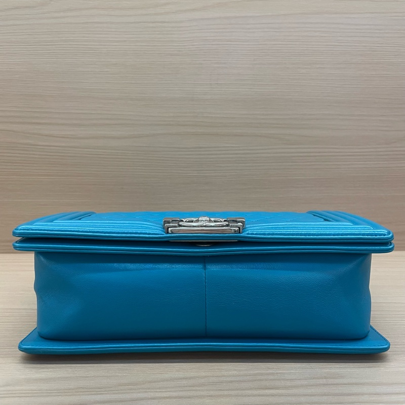 Chanel 香奈兒 Leboy链条包，藍色中號 经典菱格纹 19開 尺寸底長25*高14*寬8* 無附件-7