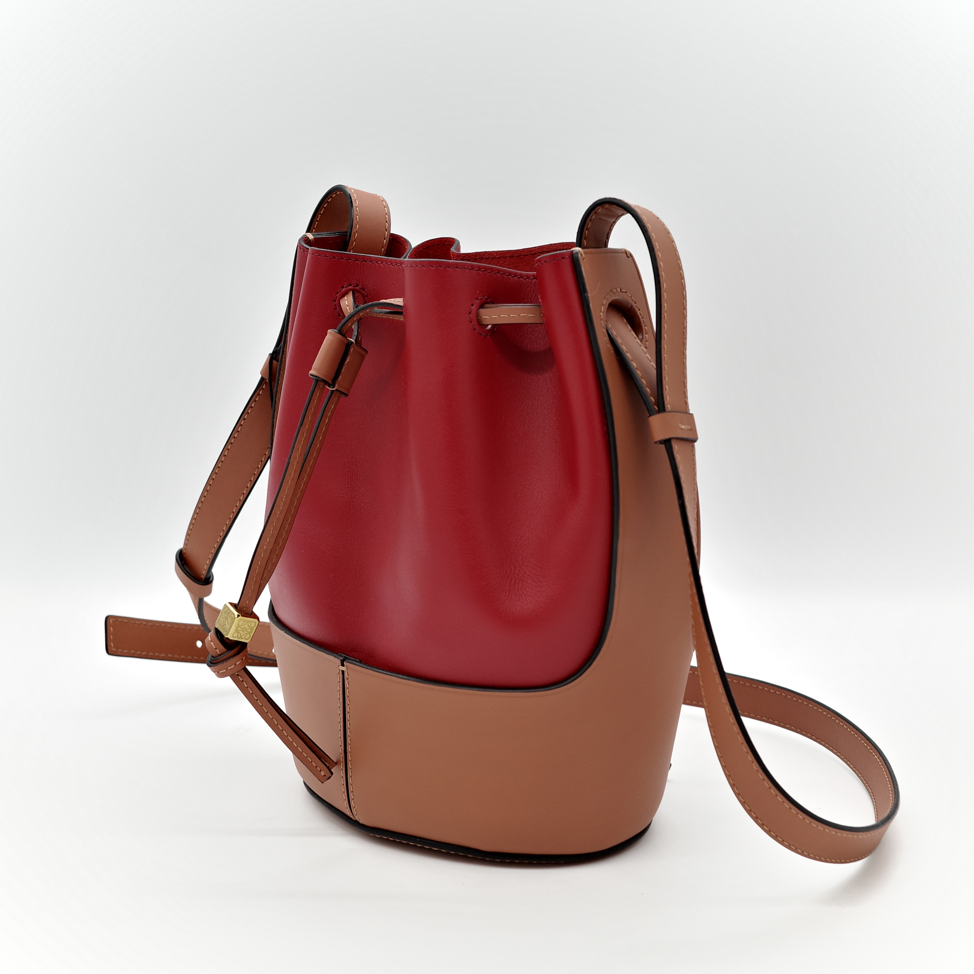 Loewe 羅威 拼色 氣球 水桶包-3