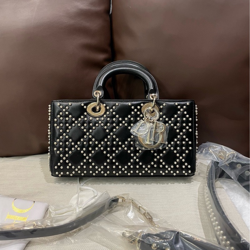 Dior  Lady D-JOY系列 黑金珍珠藤格紋羊皮橫版戴妃 手提單肩斜挎包，尺寸26/5/13-0