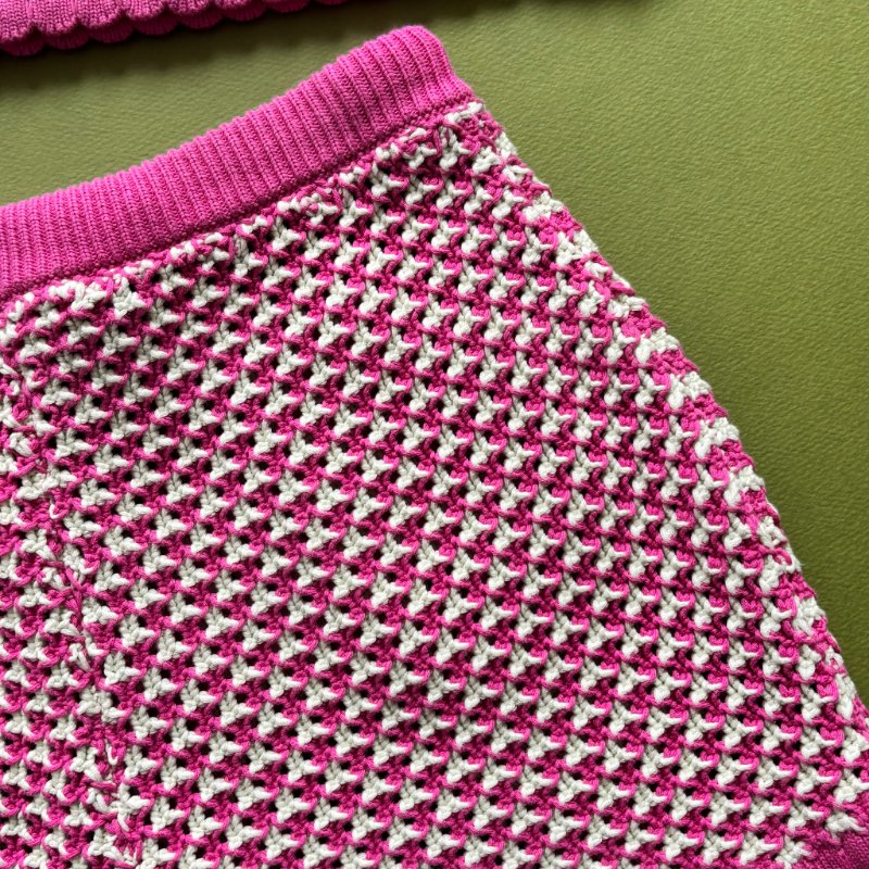 42號 ::Versace:: Crochet Knit Top 凡賽斯 粉白色鉤織針織背心 短褲 套裝-19