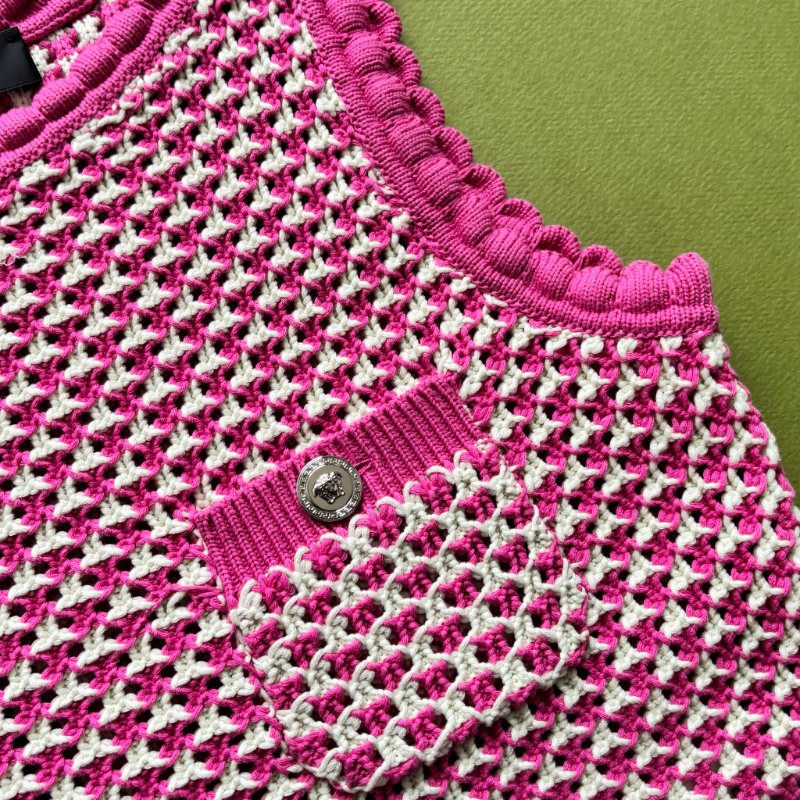 42號 ::Versace:: Crochet Knit Top 凡賽斯 粉白色鉤織針織背心 短褲 套裝-24
