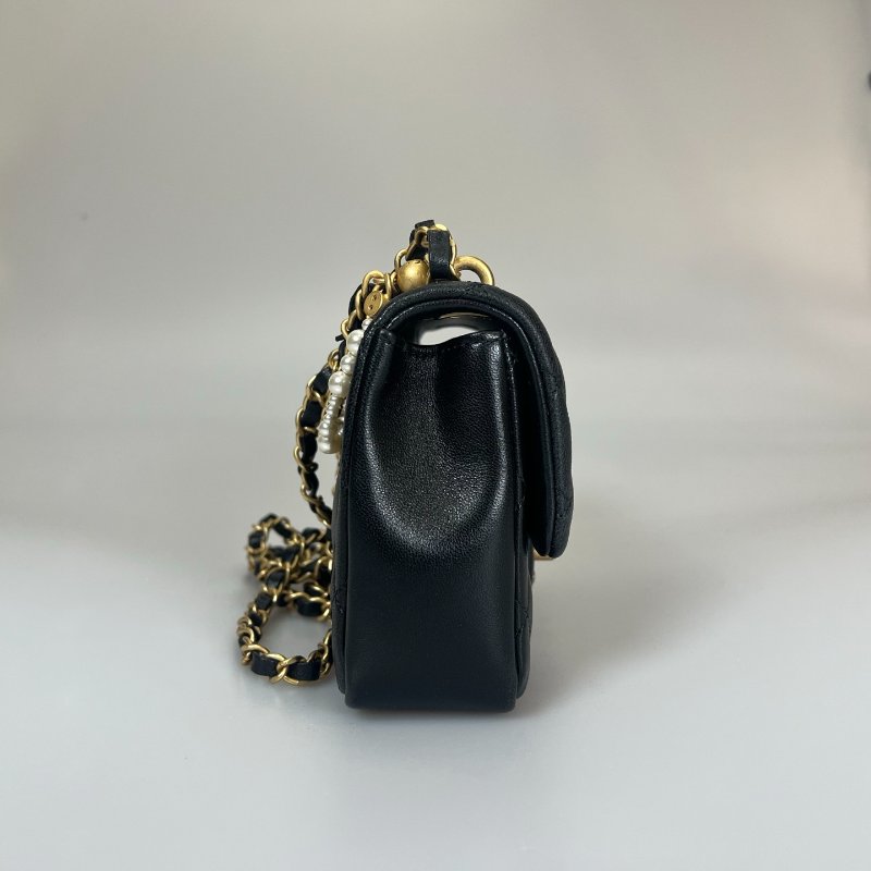 CHANEL 季節款方胖羊皮珍珠黑AS4385/晶片款-3