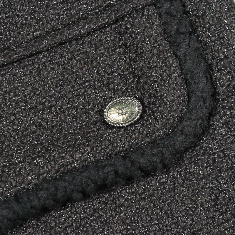 香奈兒 COCO 標誌紐扣，撞色斜紋軟呢，無領。其他外套 P44723W05198 尼龍腈綸 黑色 二手 女款-8