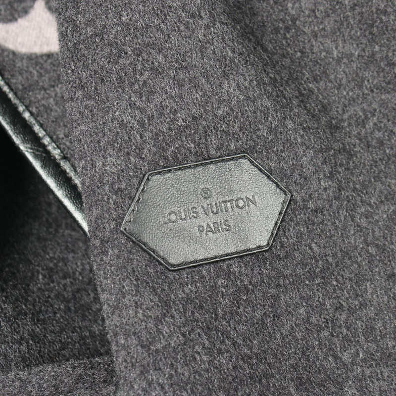 路易威登 (LOUIS VUITTON) 連帽裹身大衣，巨型Monogram圖案，其他款式，FJC022NUV，羊毛材質，灰色，二手女款-8