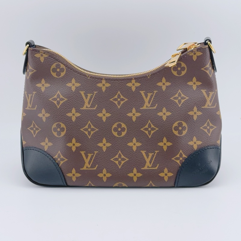 路易威登/Louis Vuitton  黑牛角芯片款-1