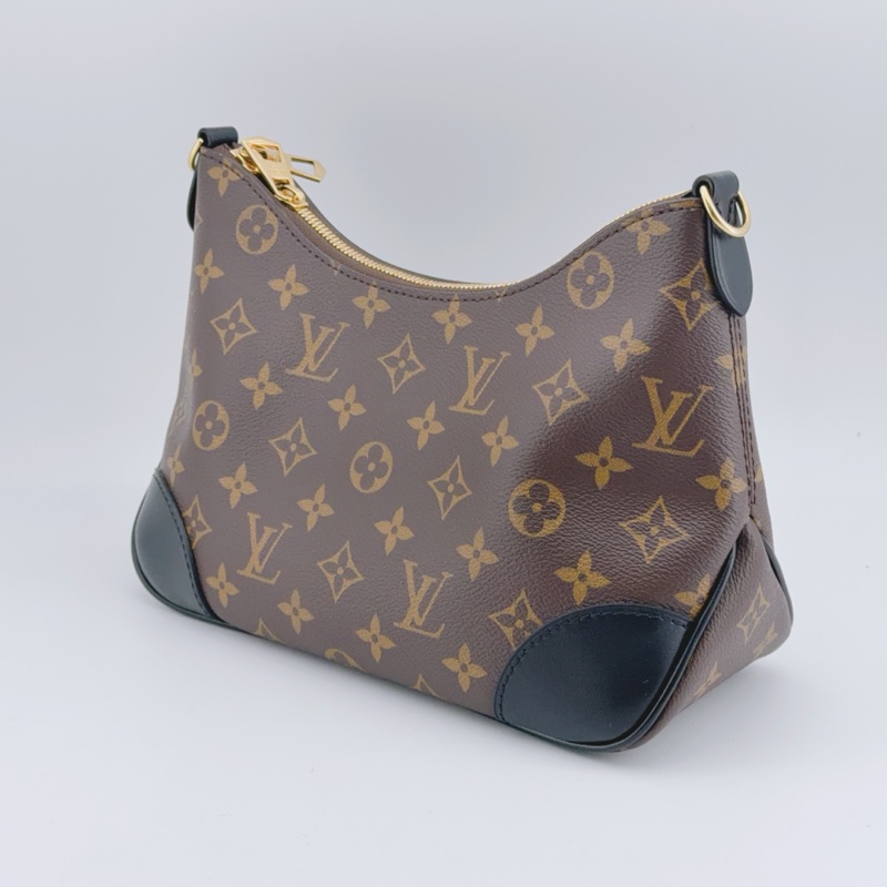 路易威登/Louis Vuitton  黑牛角芯片款-5