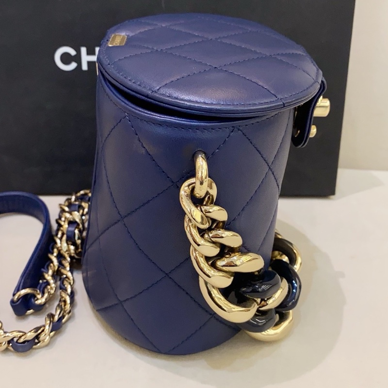 Chanel香奈兒 Vanity case 藍色 水桶包化妝盒鏈條包 29開保卡-3
