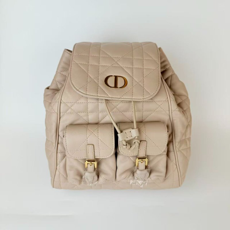 #專櫃價格12萬 Dior 淡米色 羊皮Caro  後背包  Macrocannage 大籐格紋羊皮-9