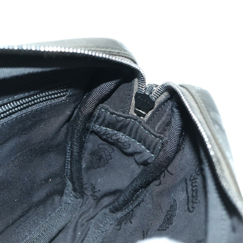 【日本直送】GUCCI GG Implementation 單肩包 PVC 灰色銀色 201447 Auth am11476V-21