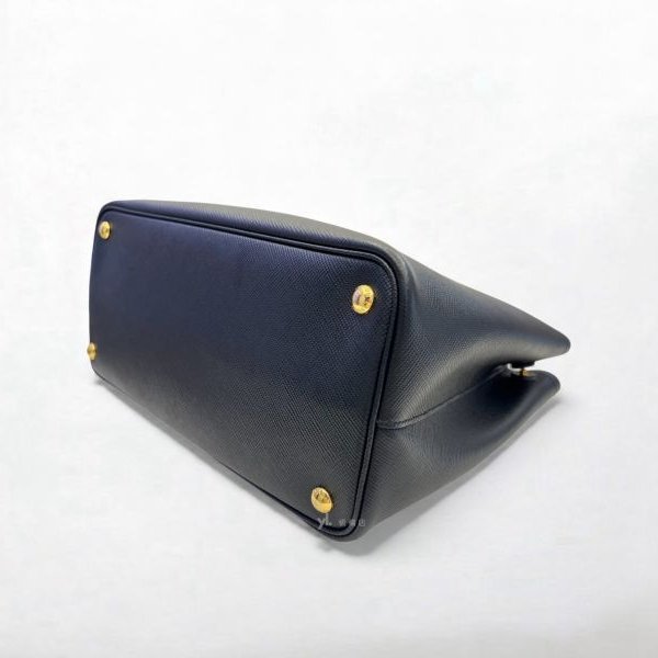 S5164-Prada Saffiano黑牛皮雙層內裡紅色中號托特包-6