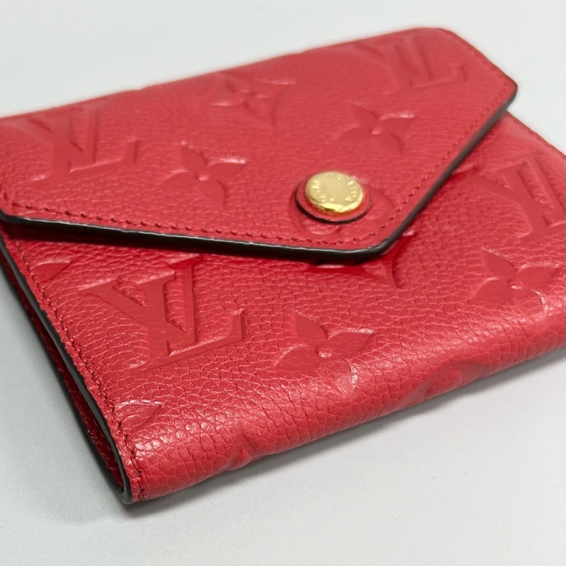 Louis Vuitton路易威登 紅色全皮壓花三折錢包  尺寸：12*9*2cm-4