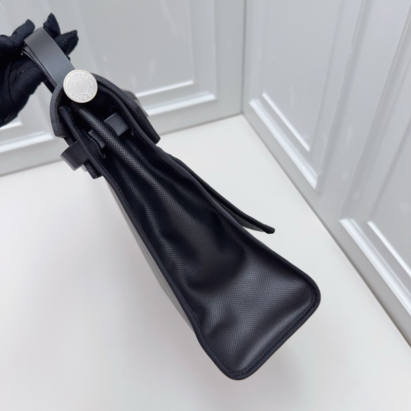 擱置品帶膜Hermes 愛馬仕 Herbag 31黑色Toile H防水帆布手提包-8