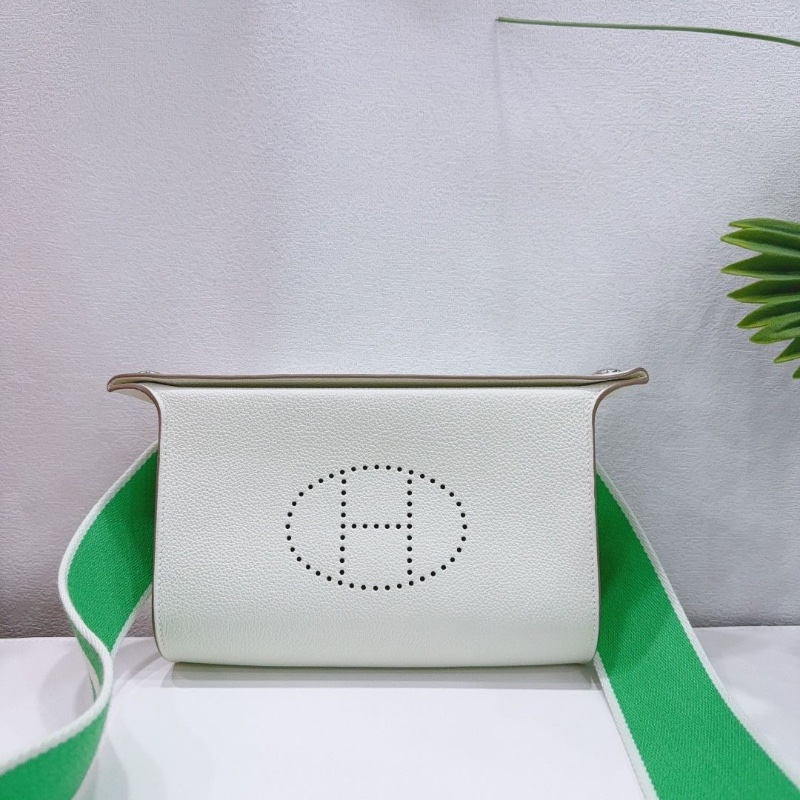 Hermes vide pouches 氣泡綠拼蘑菇白Evelyne斜背包 togo皮 21*15*4cm  95新 配件盒子 塵袋 購證-9