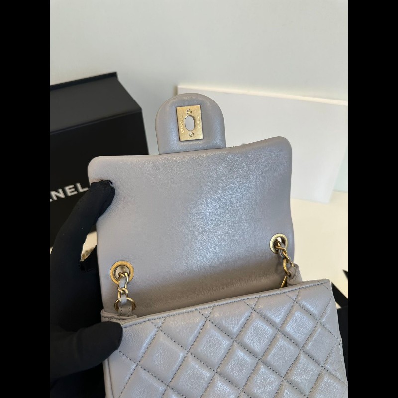 Chanel gold ball mini square 
金球灰色-13