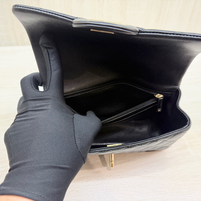 CHANEL膜未撕超新✨黑淡金羊皮手把CF20側背包AS2431-9
