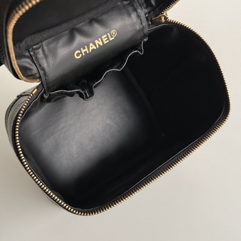 99新🆕 保卡款🫰🏻 Chanel 香奈兒 經典雙C化妝盒 黑色金釦-12