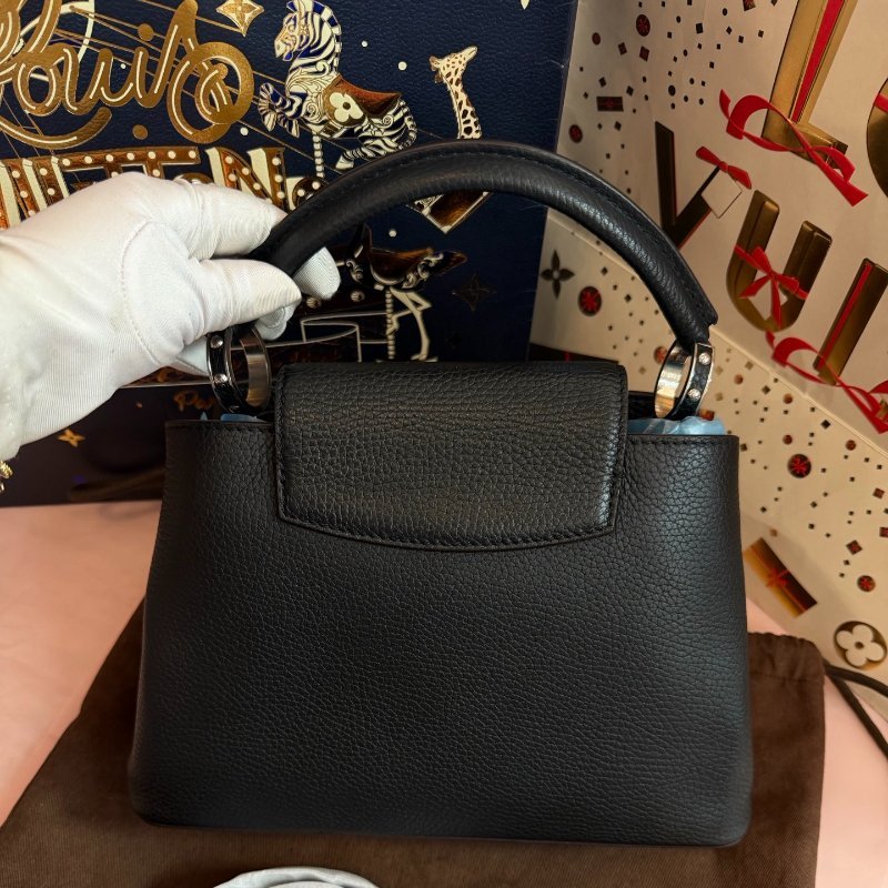 閒置新 路易威登/Louis Vuitton 黑銀牛皮CAPUCINES BB 手提包-6