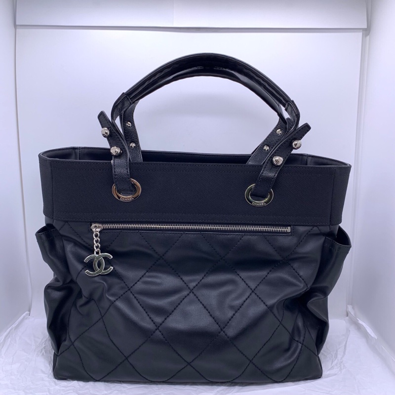Chanel香奈兒黑色托特包，鐳射15開-1