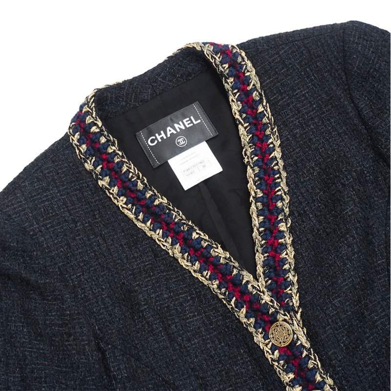 Chanel 展示品 藍紅金鑲邊復古V領金釦外套#38(黑)-1