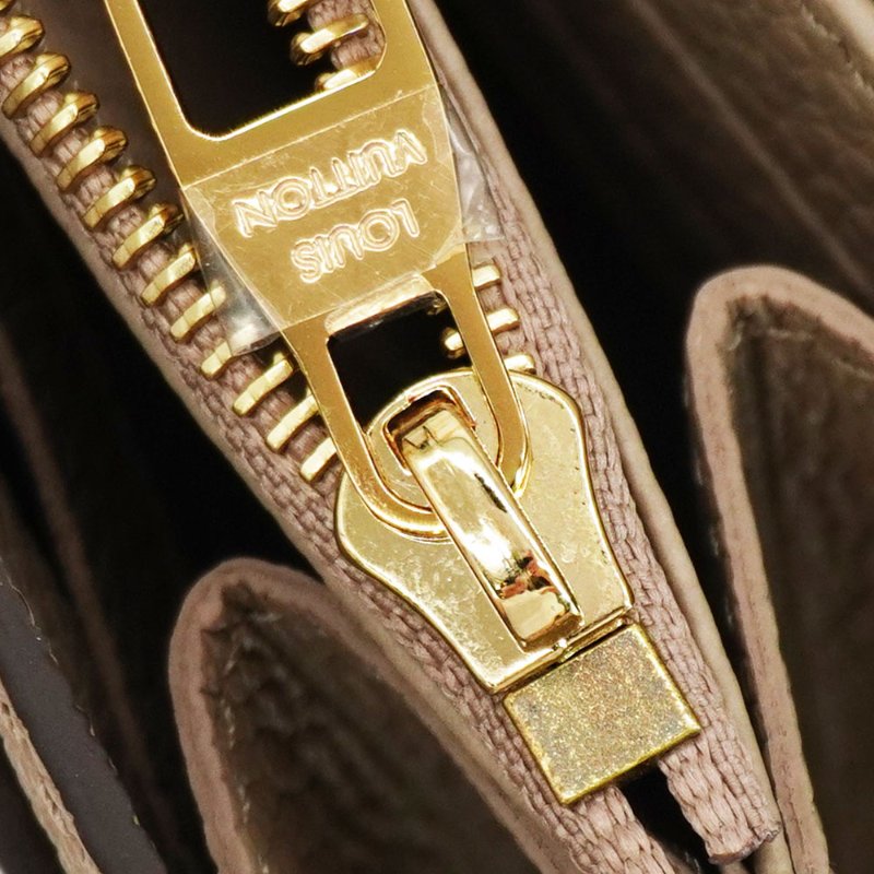 Louis Vuitton 展示品 Sarah 壓花牛皮釦式二折長夾(M81049-斑鳩灰)-5