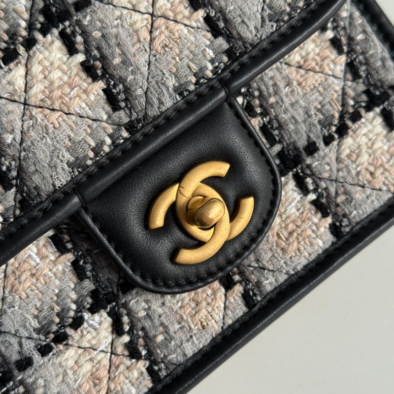 99新🆕 Chanel 香奈兒 22K格子毛呢豆腐斜背包-11