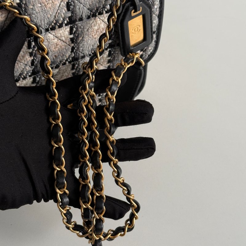 99新🆕 Chanel 香奈兒 22K格子毛呢豆腐斜背包-16