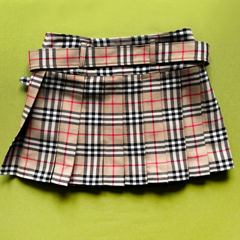 40號 ::BURBERRY:: 經典卡其色格紋百褶裙-20