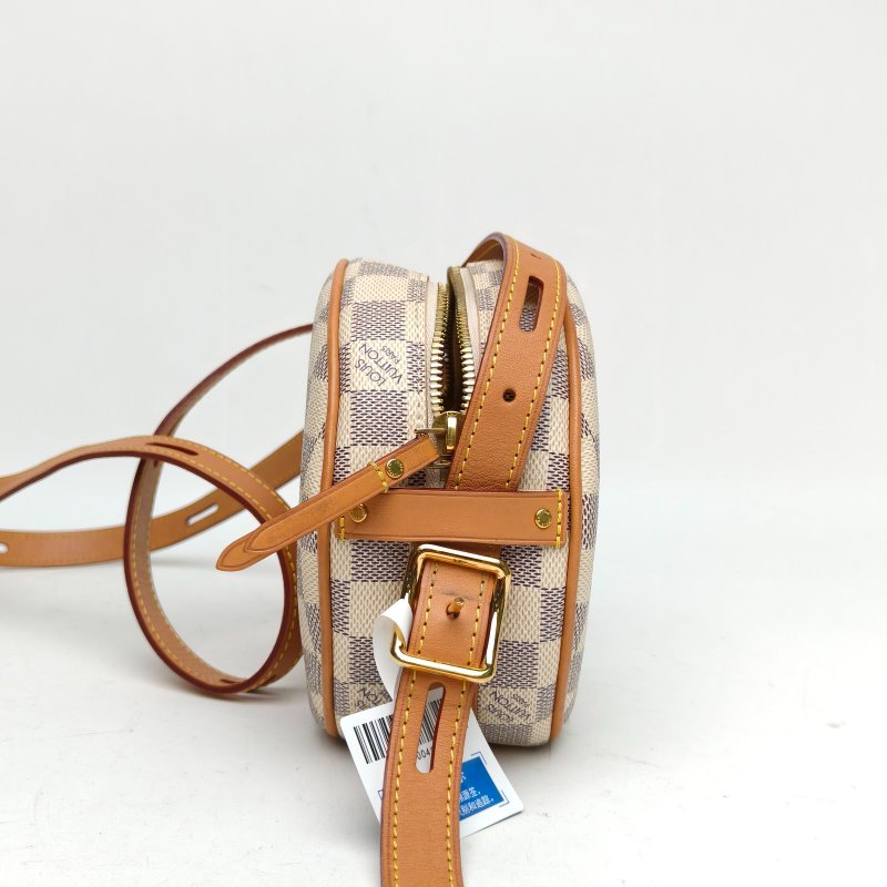 LOUIS VUITTON BOITECHAPEAUSOUPLE軟圓餅小號白色棋盤格PVC2020肩背包-1