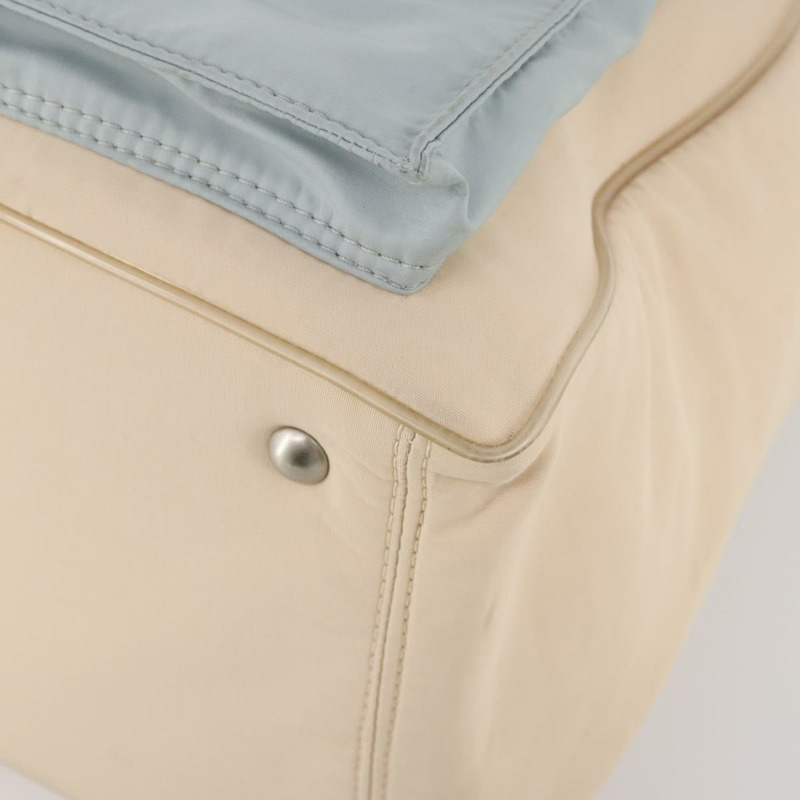 【日本直送】香奈兒運動單背包 尼龍 象牙色 銀色 CC 標誌 正品 YKZ147A-8