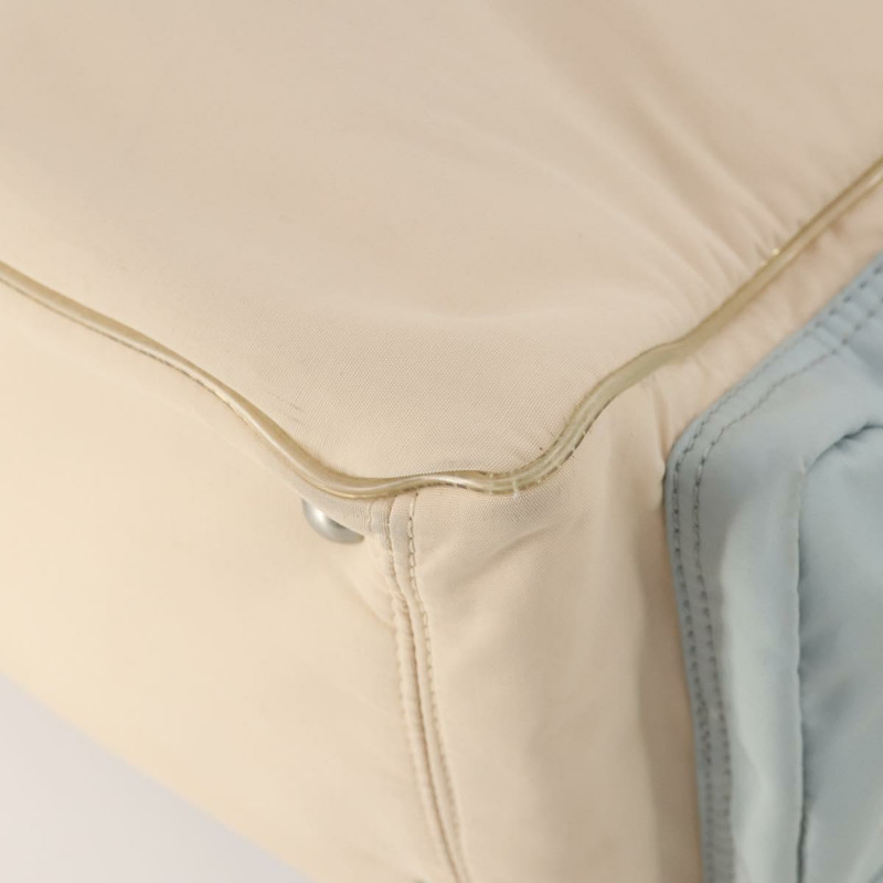 【日本直送】香奈兒運動單背包 尼龍 象牙色 銀色 CC 標誌 正品 YKZ147A-14