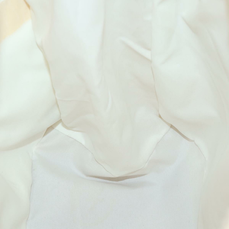 【日本直送】香奈兒運動單背包 尼龍 象牙色 銀色 CC 標誌 正品 YKZ147A-17