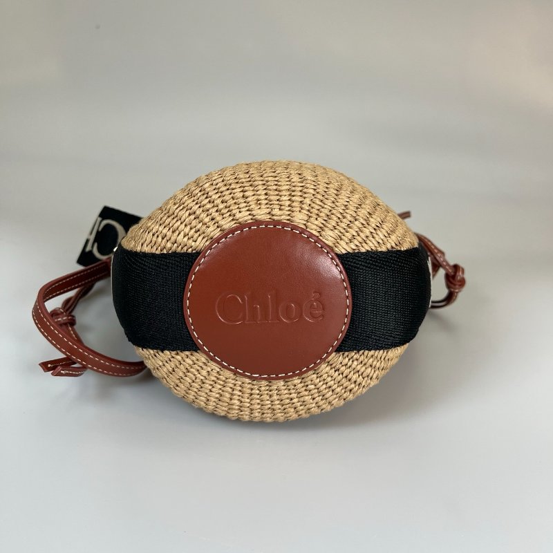 CHLOE 草編水桶包-4