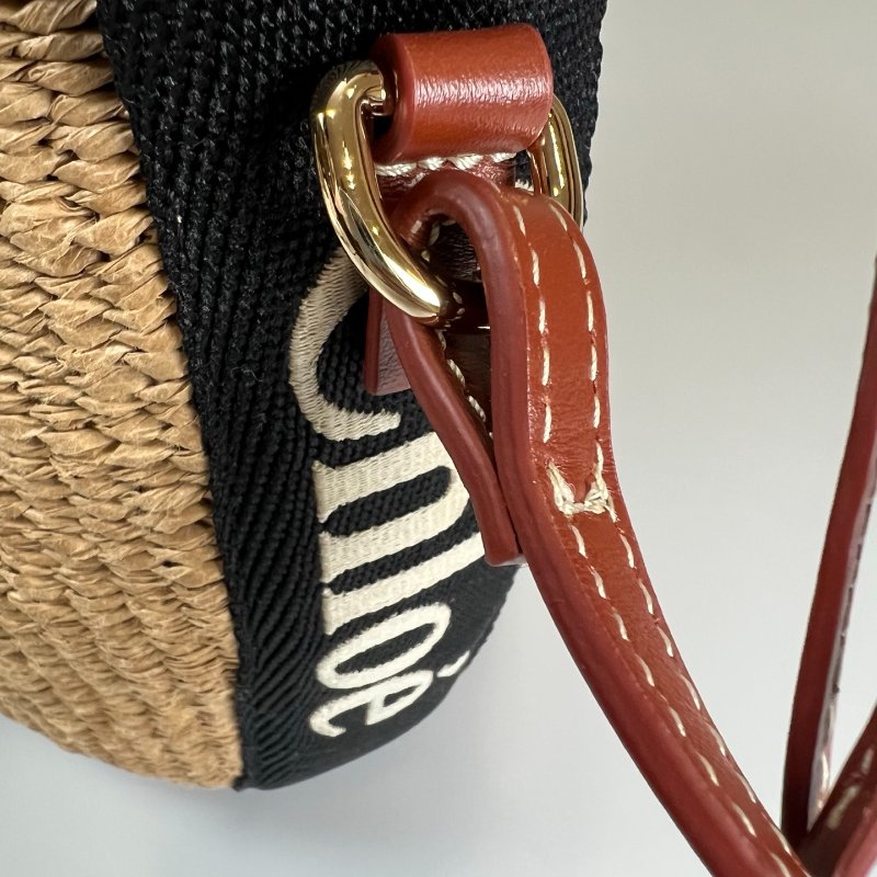 CHLOE 草編水桶包-6