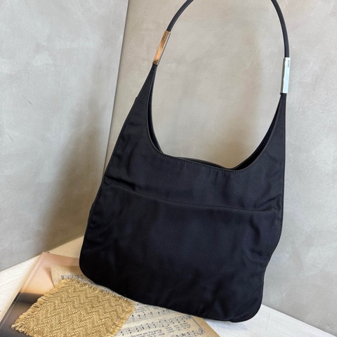 【赫蒂國際精品】Gucci 古馳 復古尼龍單肩包 vintage