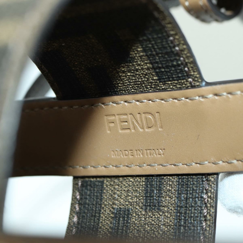 【日本直送】FENDI Zucca 帆布水瓶架 24Bottls 聯名款 黑色 Auth INZ021M-10