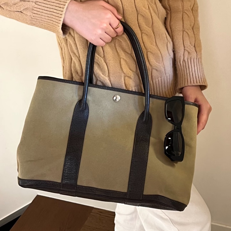 【罕見顏色✨日系軍裝風🪖男女都適合👫🏻】Hermes 愛馬仕 Garden party 36 橄欖綠拼烏木色-0