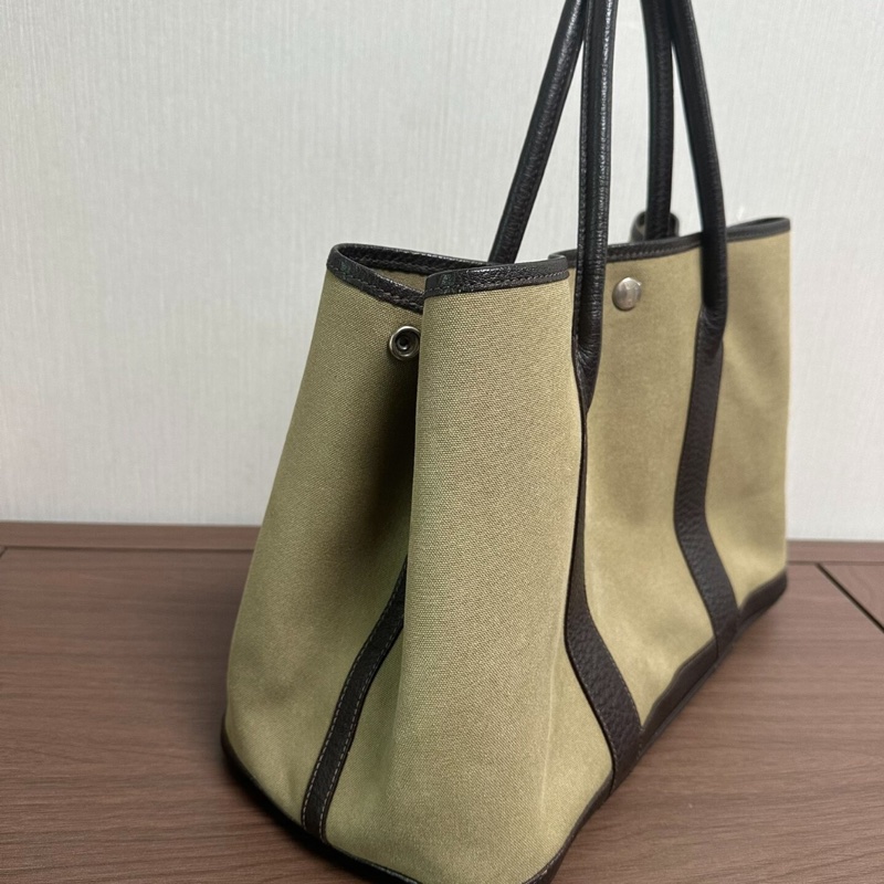 【罕見顏色✨日系軍裝風🪖男女都適合👫🏻】Hermes 愛馬仕 Garden party 36 橄欖綠拼烏木色-4