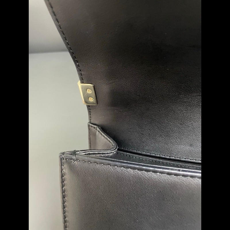 Chanel Leboy with handle-19