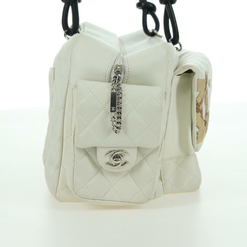 【日本直送】香奈兒 Cambon 系列絎縫手提包，白色銀色雙C標誌皮革，正品 YKZ1328SAV-4