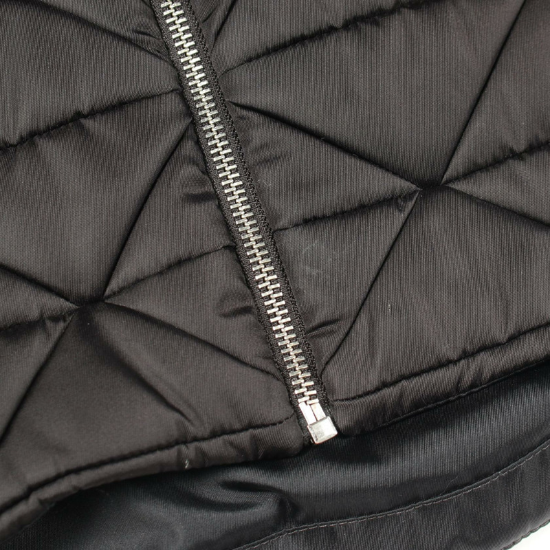 PRADA RE-NYLON 黑色尼龍夾克，尺寸 46，二手男款-7