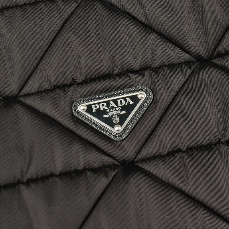 PRADA RE-NYLON 黑色尼龍夾克，尺寸 46，二手男款-9