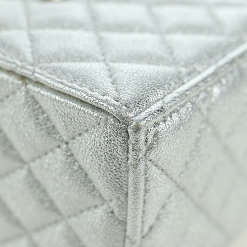 【日本直送】香奈兒 (CHANEL) 絎縫鏈條肩包，羊皮材質，銀色/金色雙C標誌，正品 YKZ1332SAM-14