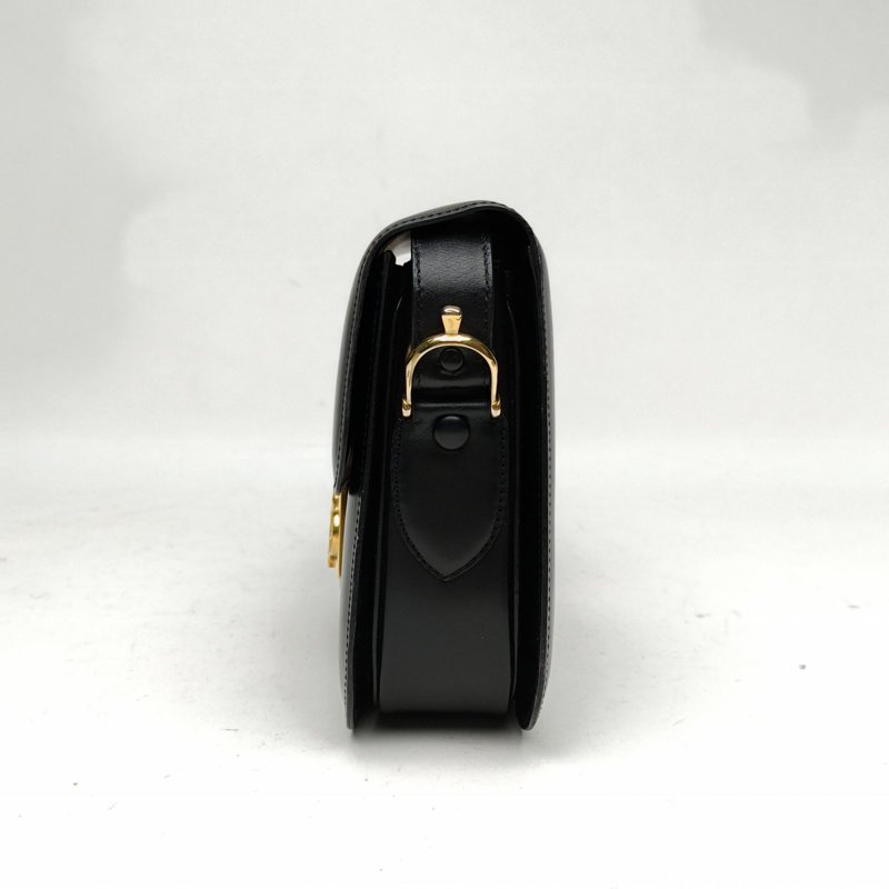 CELINE 黑色牛皮金扣中古馬車扣單肩包肩背包-1