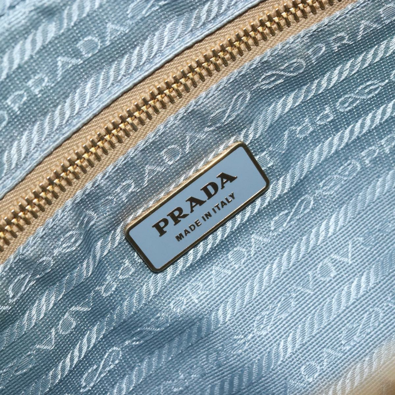 【日本直送】PRADA 尼龍藍金肩包 正品 yk20298A-21