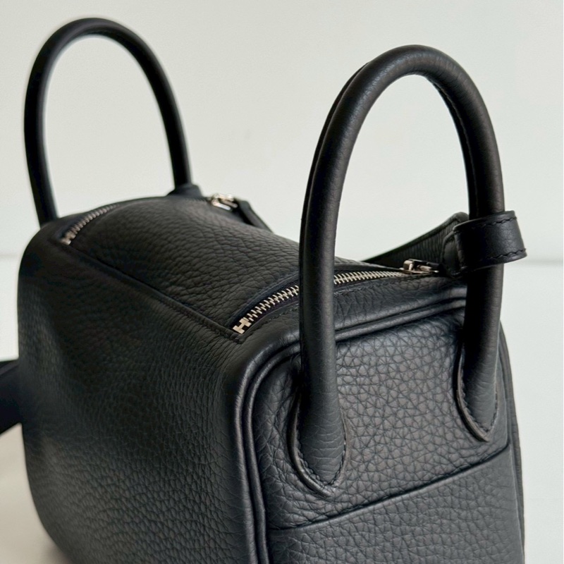 閒置新🆕 全配有購證🙌🏻 Hermès 愛馬仕 Mini Lindy 黑色銀釦二代-11