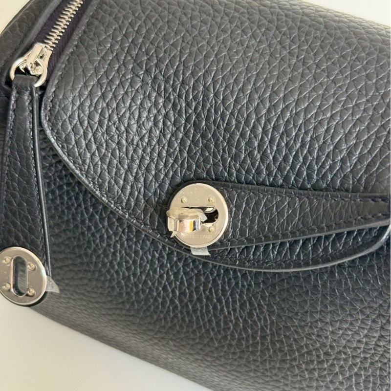 閒置新🆕 全配有購證🙌🏻 Hermès 愛馬仕 Mini Lindy 黑色銀釦二代-15