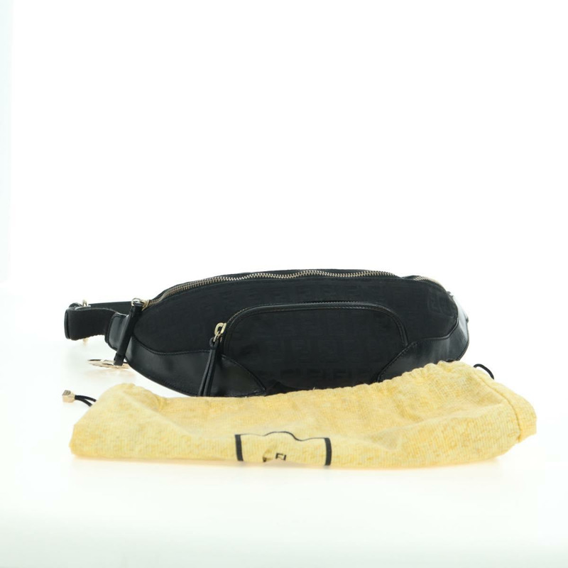 【日本直送】FENDI Zucchino帆布Mamma Baguette腰包 黑色金色 Auth am11355V-11