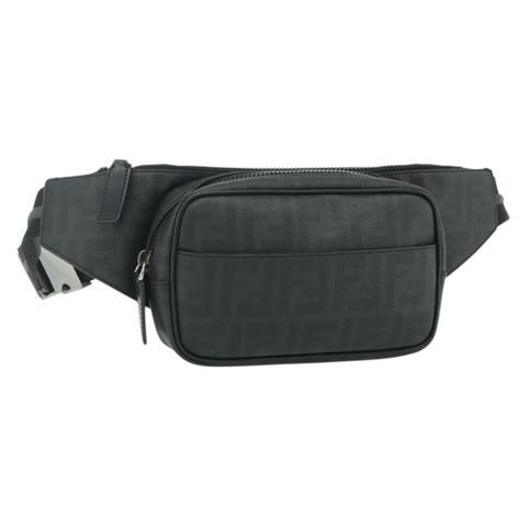 FENDI Zucca 帆布身體包黑色銀色正品 ka3874M